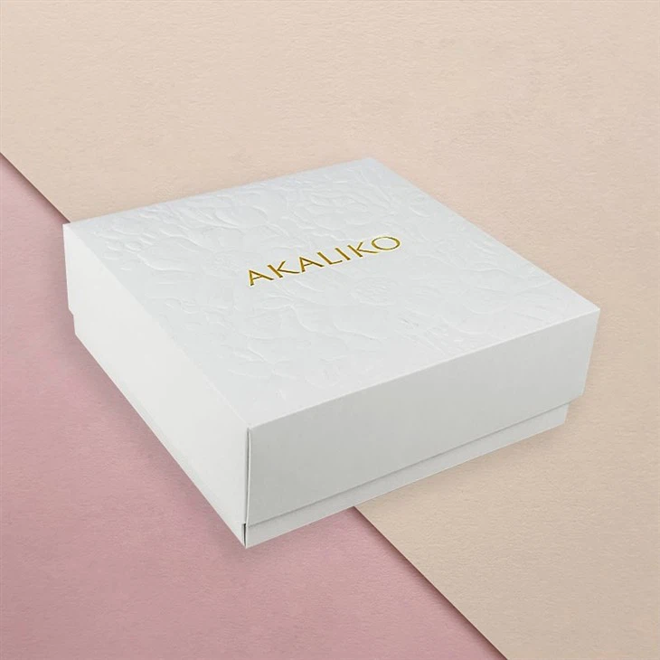 Custom Apparel Boxes Wholesale